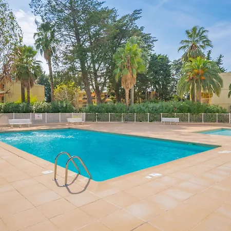 Apartament Les 15 Pins & La -le Calme D'un Parc, Piscine, La A Proximite Antibes