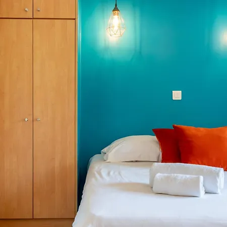Les 15 Pins & La -your Getaway Near Sea & Apartment Antibes