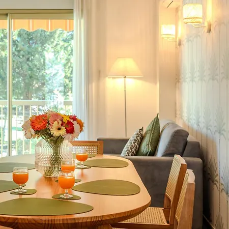 Les 15 Pins & La -le Calme D'un Parc, Piscine, La A Proximite * Antibes