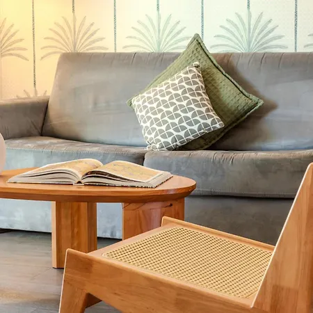 Les 15 Pins & La -your Getaway Near Sea & Apartment Antibes