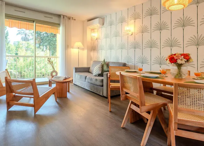 Les 15 Pins & La -le Calme D'un Parc, Piscine, La A Proximite *