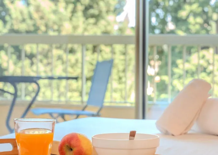 Les 15 Pins & La -le Calme D'un Parc, Piscine, La A Proximite Apartman