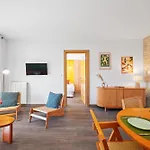 Lejlighedshotel Les 15 Pins & La -parc Arbore, Piscines, A 5min, Climatisation Antibes