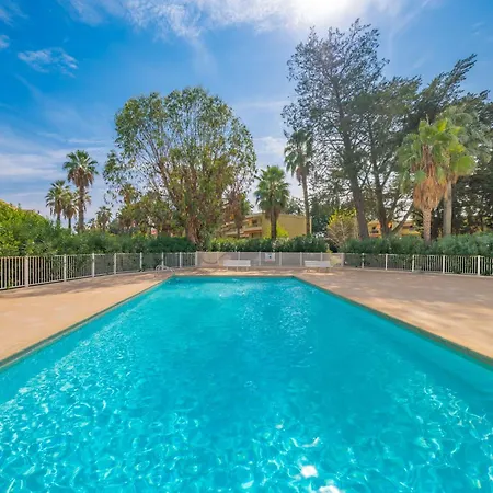 Les 15 Pins & La - Piscines, A 5min, Climatisation Apartmanhotel