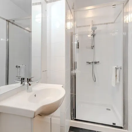 Les 15 Pins & La Mer -Le Calme D'Un Parc, Une Piscine, La Mer A Proximite