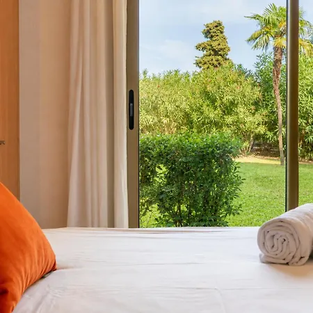 Les 15 Pins & La - Piscines, A 5min, Climatisation Apartmanhotel Antibes