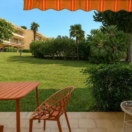 Les 15 Pins & La - Piscines, A 5min, Climatisation Apartmanhotel Antibes