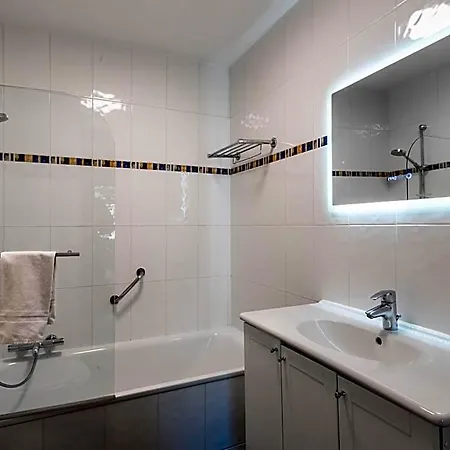 Les 15 Pins & La - Piscines, A 5min, Climatisation 3* 昂蒂布