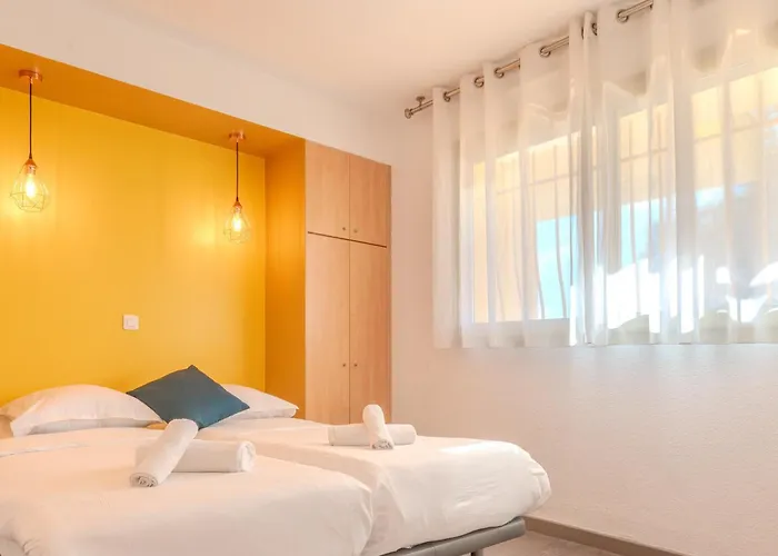 Les 15 Pins & La -le Calme D'un Parc, Piscine, La A Proximite